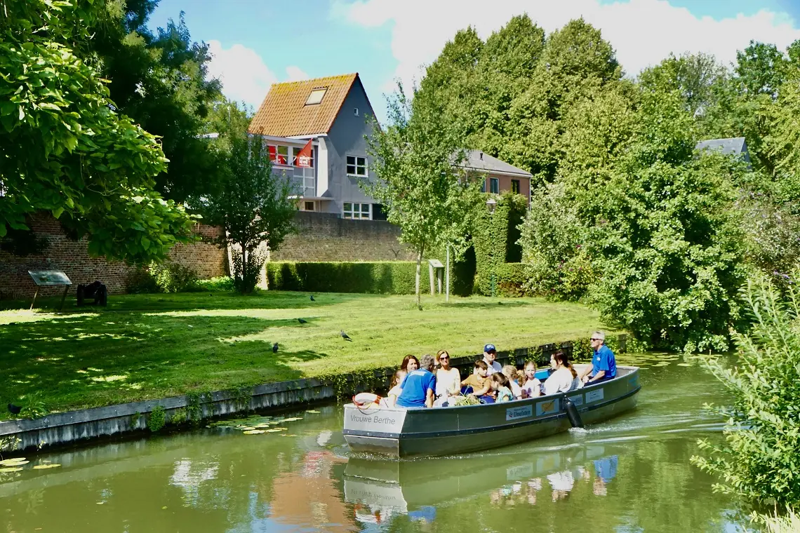Kindervertelvaart door IJsselstein — Rondvaarten IJsselstein, IJsselstein
