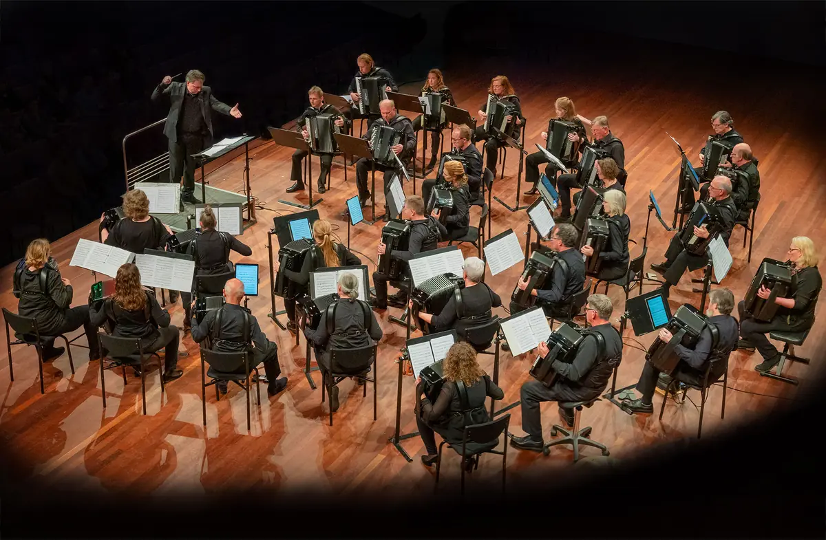 The Dutch Symphonic Accordion Orchestra β Cultura, Ede