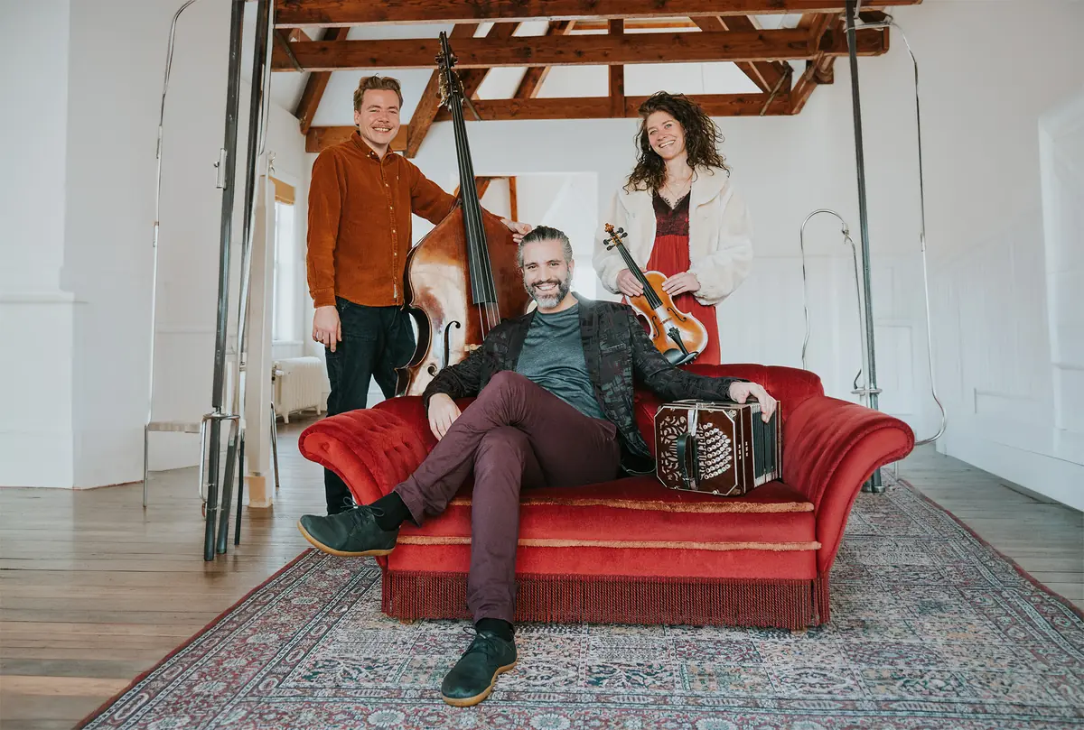 Music Trio All Over The World β Cultura, Ede