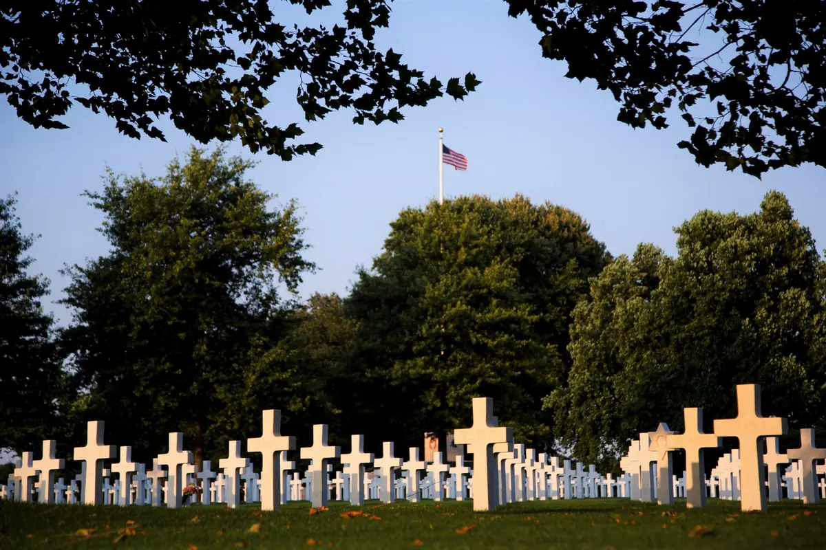 Offene Führung Amerikanischer Friedhof — Amerikaanse Begraafplaats Margraten, Margraten