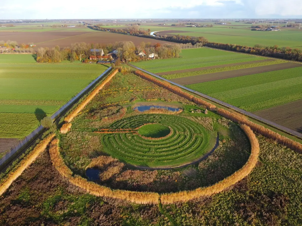 Rondleidingen op de No Shit Boerderij Zonnegoed — Voedselbos en No Shit Boerderij Zonnegoed, Ens
