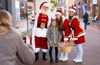 Christmas Shopping in SuyderSee