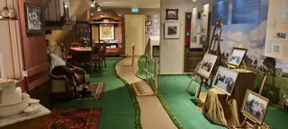Expositie | 100 jaar perenbomen aan de Dokter Larijweg