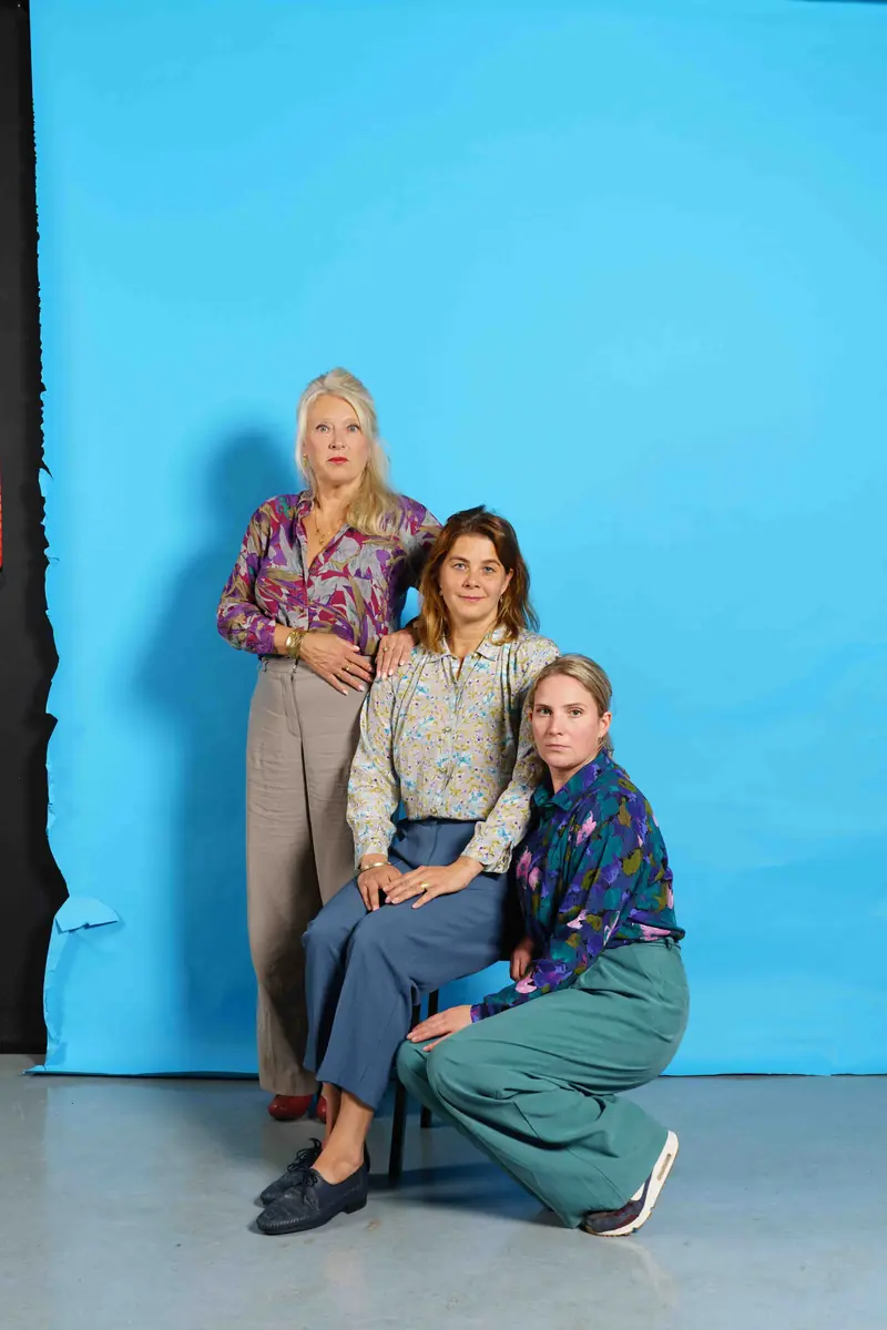 Theatergezelschap Zuster! - Die Freudjes, keine Familie — Theater de Winsinghhof, Roden