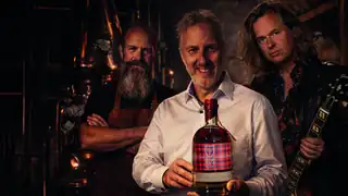 Die BUS Whisky Theatershow von Dennis Hurkmans