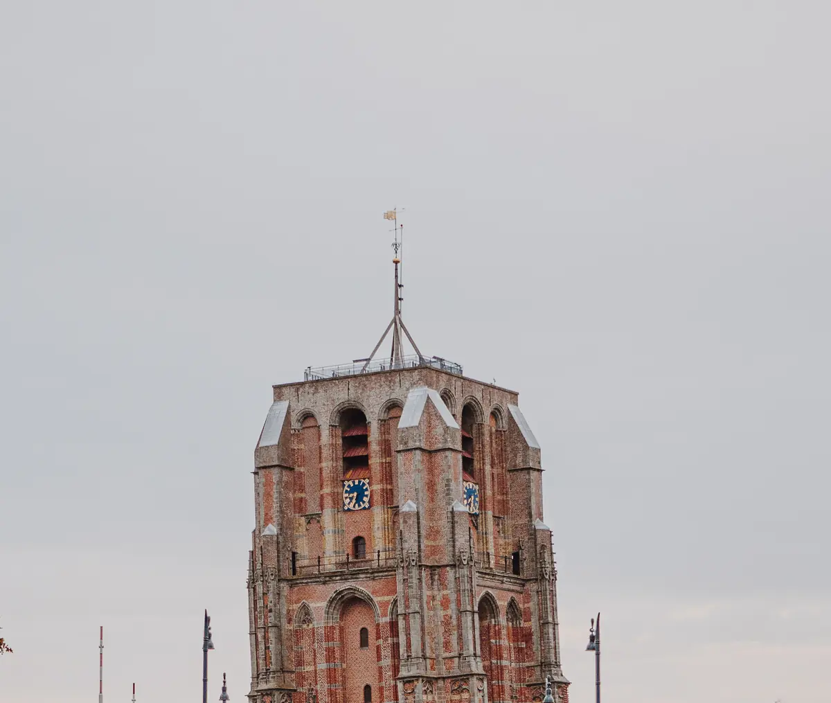 Oldehove Glow-up: Dinner In The Sky X Oan Tafel — Oldehove, Leeuwarden
