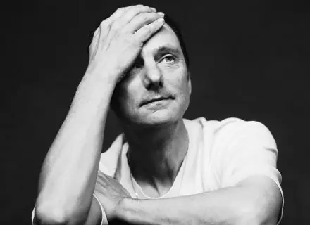 Thomas van Luyn β Stadsschouwburg De Harmonie, Leeuwarden