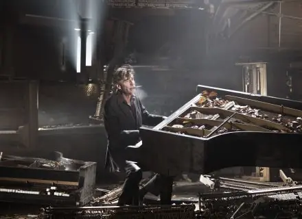 Ode to Maarten van Roozendaal β Stadsschouwburg De Harmonie, Leeuwarden