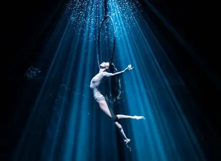 Recirquel Cirque Danse β Stadsschouwburg De Harmonie, Leeuwarden