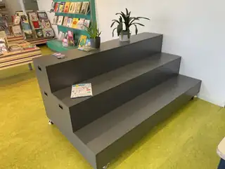 Verschönere die Treppe der Bibliothek Ammerzoden