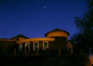 Sonnenborgh bei Nacht