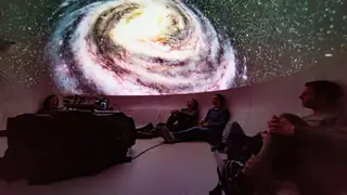 Tagsüber Sterne beobachten im Planetarium Lauwersmeer
