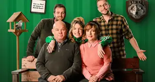 We Are Family - Paul de Leeuw, Annick Boer and others