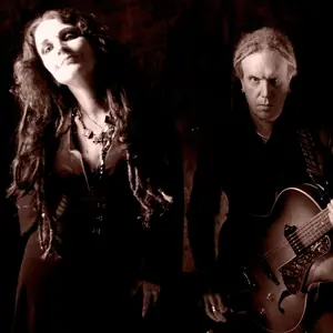 Jo Carley and The Old Dry Skulls — 't Beest, Goes