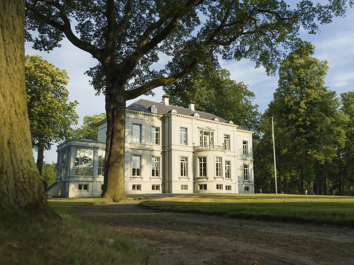Public Walking Tour of Landgoed Mattemburgh — Landgoed Mattemburgh, Hoogerheide