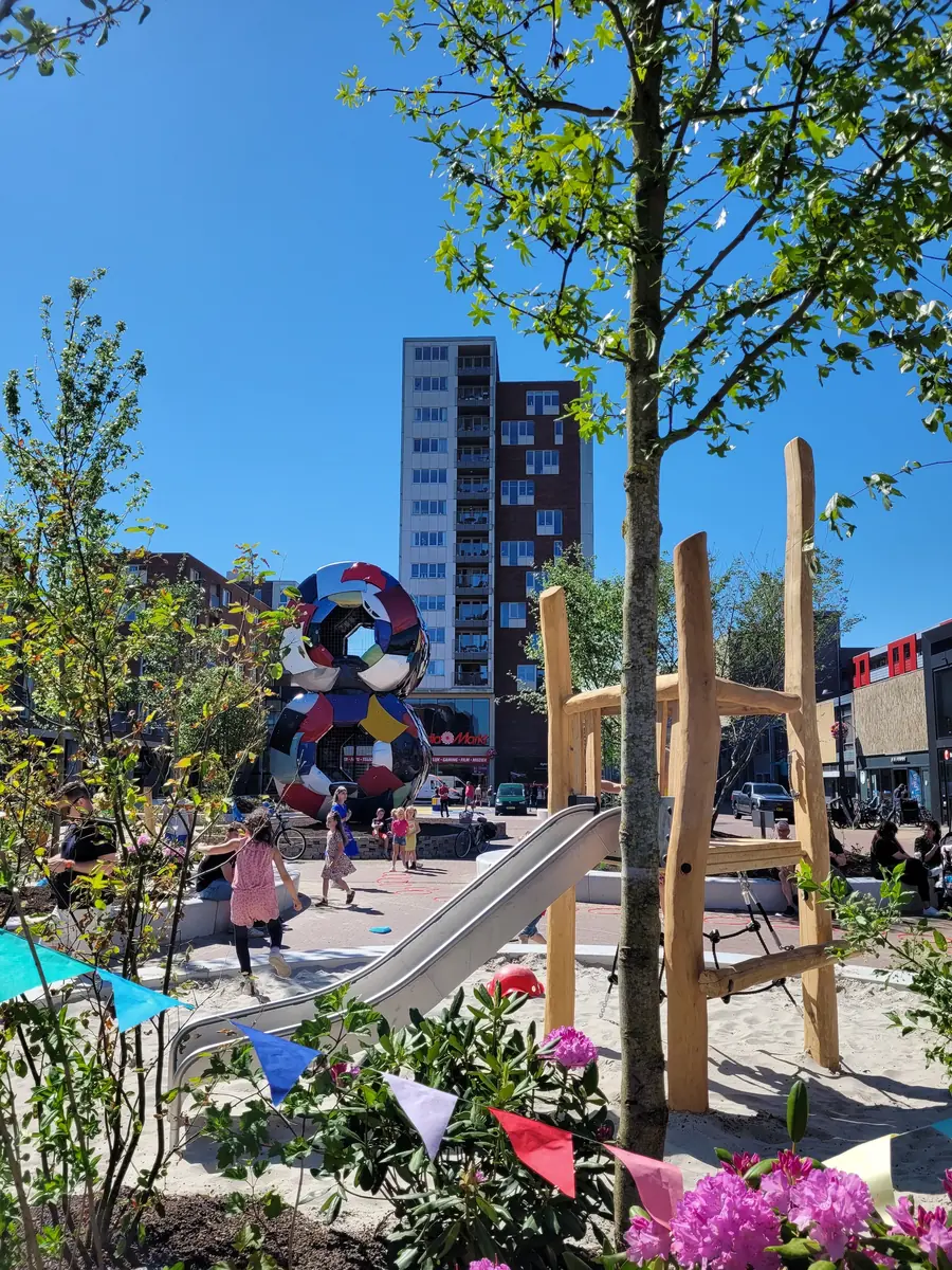 Art Walk through Drachten — Toeristisch InformatiePunt Drachten, Drachten