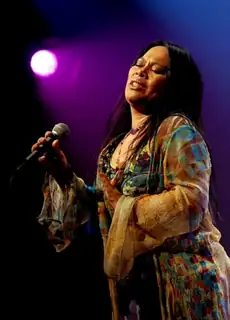 Konzert: Julya Lo'Ko und Gino Cochise