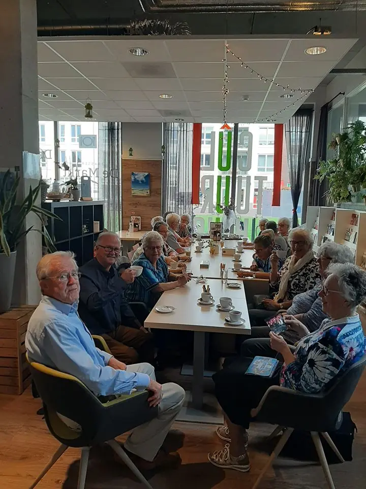 Kaffeevormittage im Kulturhaus — Bibliotheek Krimpen aan de Lek, Krimpen aan de Lek
