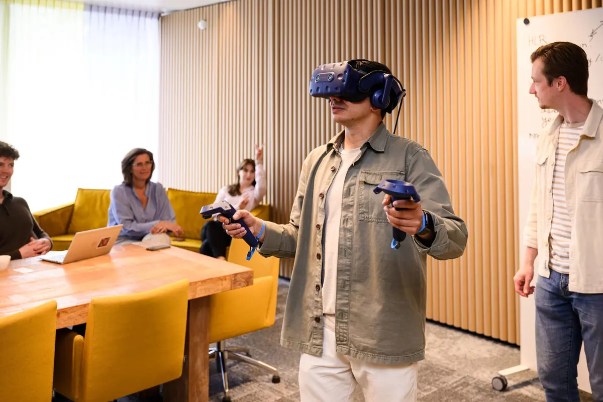 Workshop: VR-Erlebnis über Finanzstress — Stadsbibliotheek Venlo, Venlo