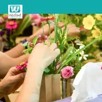 Christmas Flower Arranging Workshop