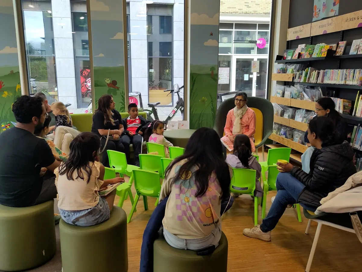 Vorlesen in indischen Sprachen (4-12 Jahre) — Bibliotheek Leidsche Rijn Centrum, Utrecht