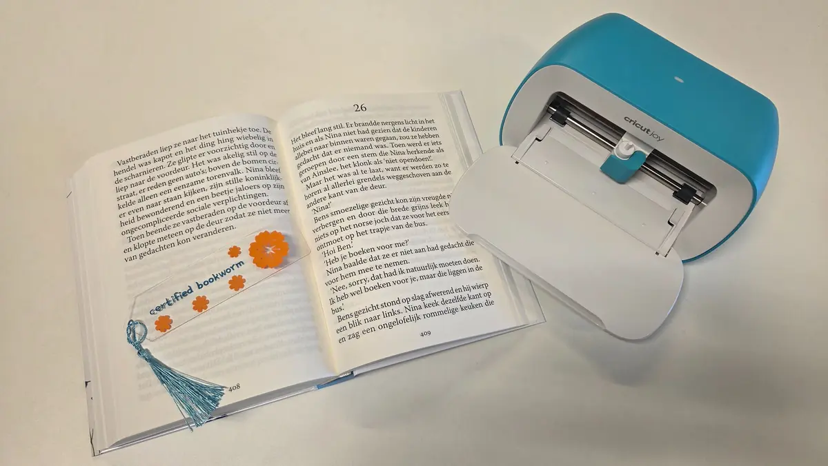 Make a Bookmark with Cricut | MediaLab Workshop — Bibliotheek in Oudenbosch, Oudenbosch