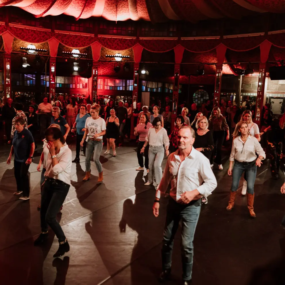 Dancing with Maastricht Country Dancers & Line Dancers Lanaken — Het Vrijthof, Maastricht