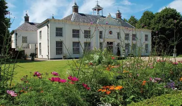 Guided tour of Beeckestijn manor house and gardens — Beeckestijn, Velsen-Zuid