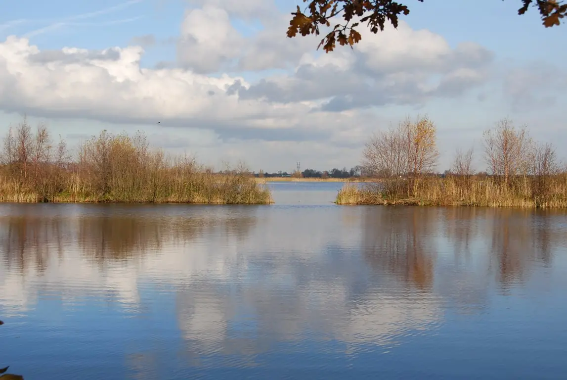 Herbstfahrt über die Ankeveense Plassen — IJsclubgebouw, Ankeveen