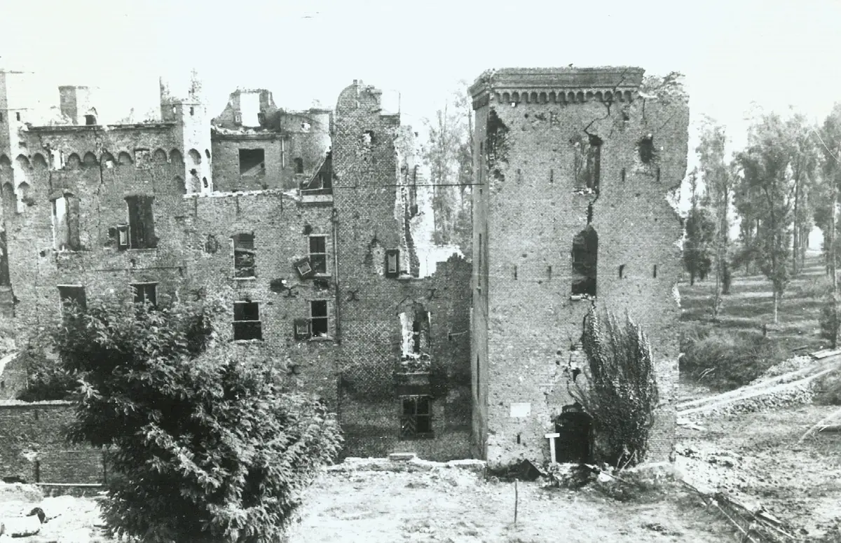Wanderung September '44 — Kasteel Doorwerth, Doorwerth