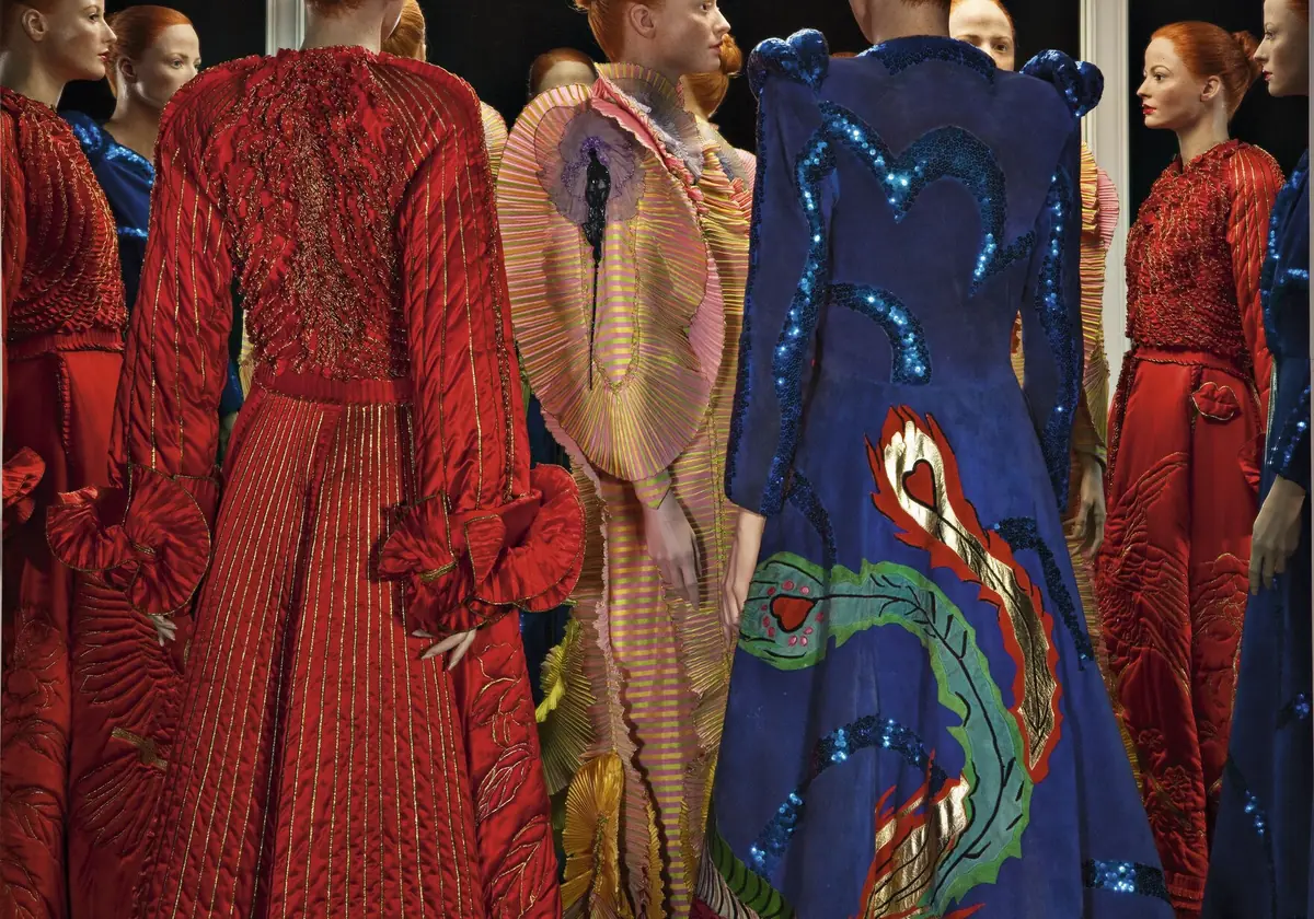 Reflections on Fashion — Kunstmuseum Den Haag, Den Haag