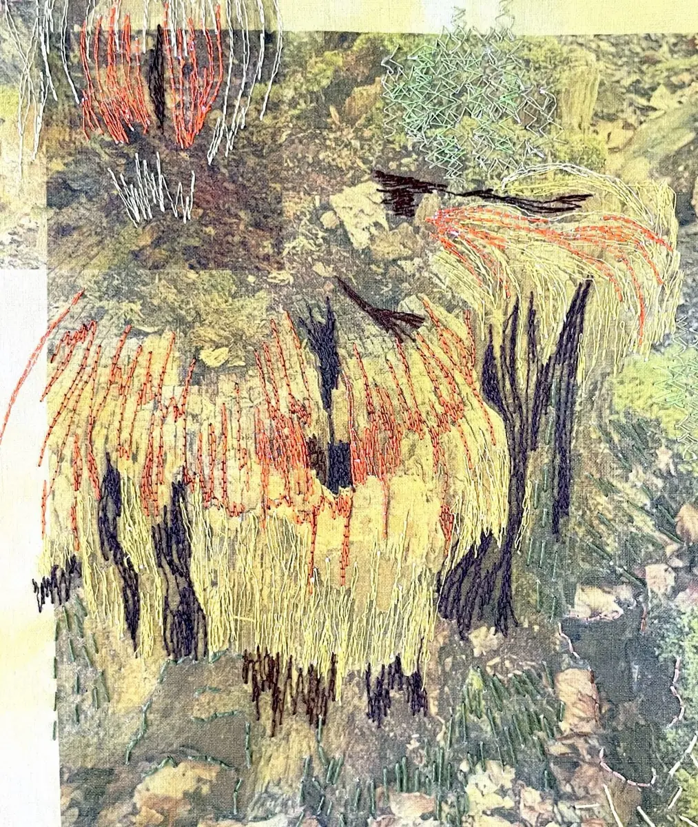 Sticken in Bewegung und Wer gab dir Flügel? — Museum de Kantfabriek, Horst