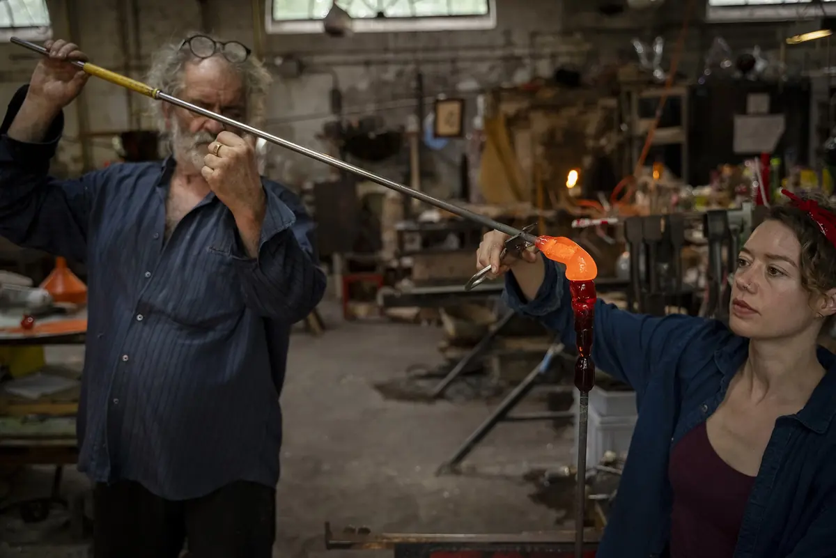 Meet glass artist Nienke Sikkema — Nationaal Glasmuseum, Leerdam