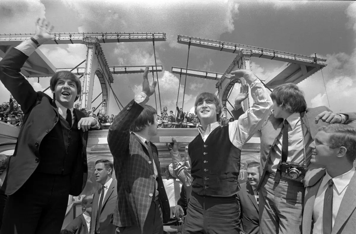 Saints & Heroes - Iconic Photographs by Eddy Posthuma de Boer — Museum Henriette Polak, Zutphen