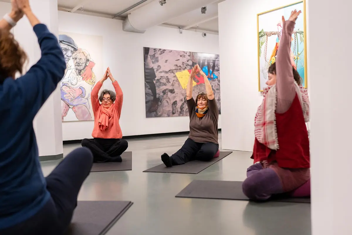 Yoga im Museum — SCHUNCK, Heerlen