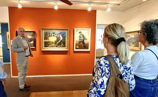 Tour door tentoonstelling Brabant Modern