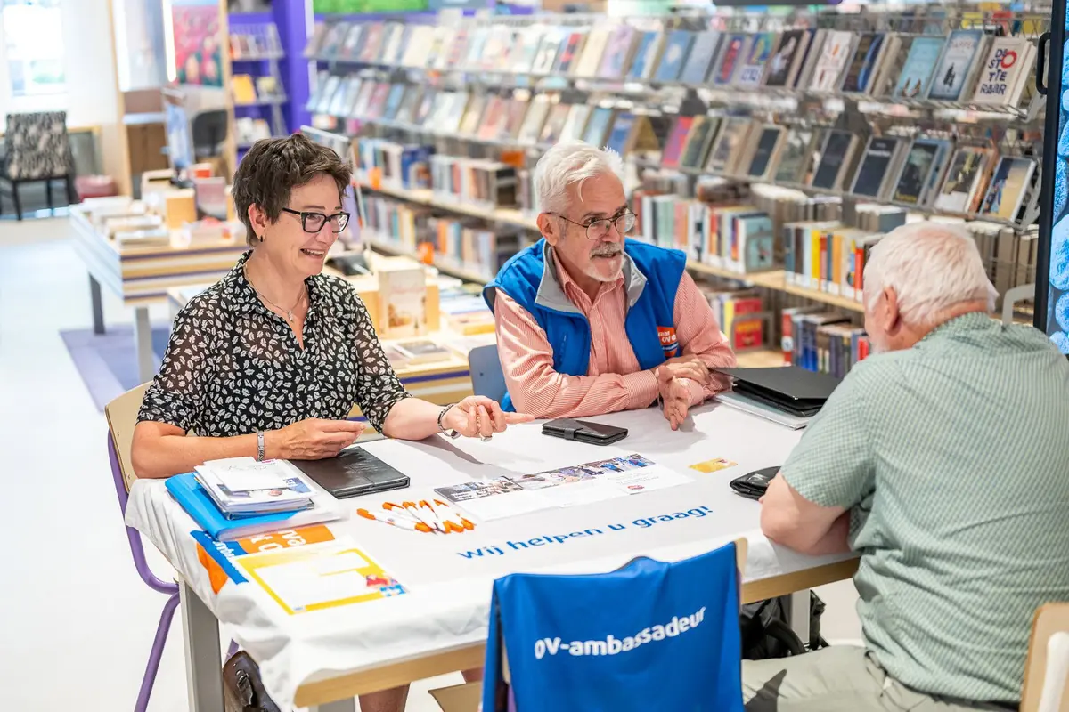 Reizen met het OV — Bibliotheek Ootmarsum, Ootmarsum