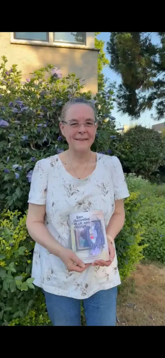 Lezing Linda Owens - Een duuvelke uit een doosje — de Hamar, Belfeld