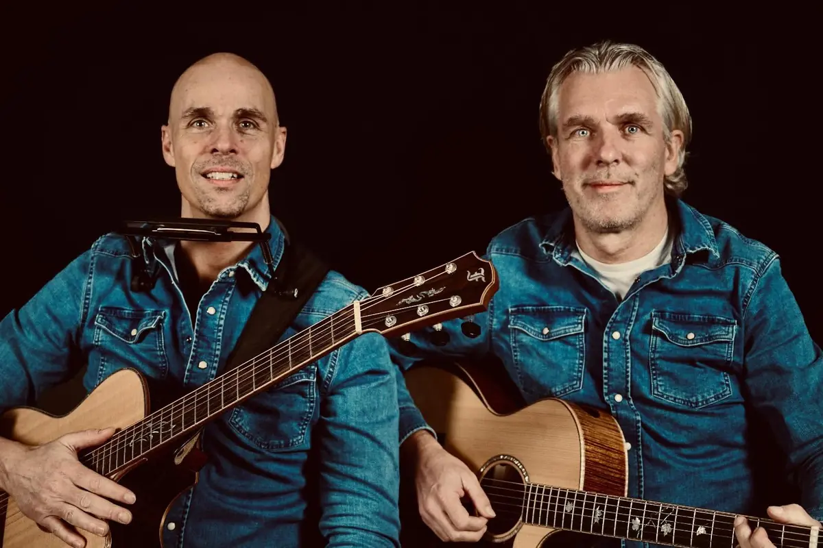 Livemusik auf dem Markt in Oosterhout | Hatsikedee-Platz — Proeflokaal Chefz, Oosterhout