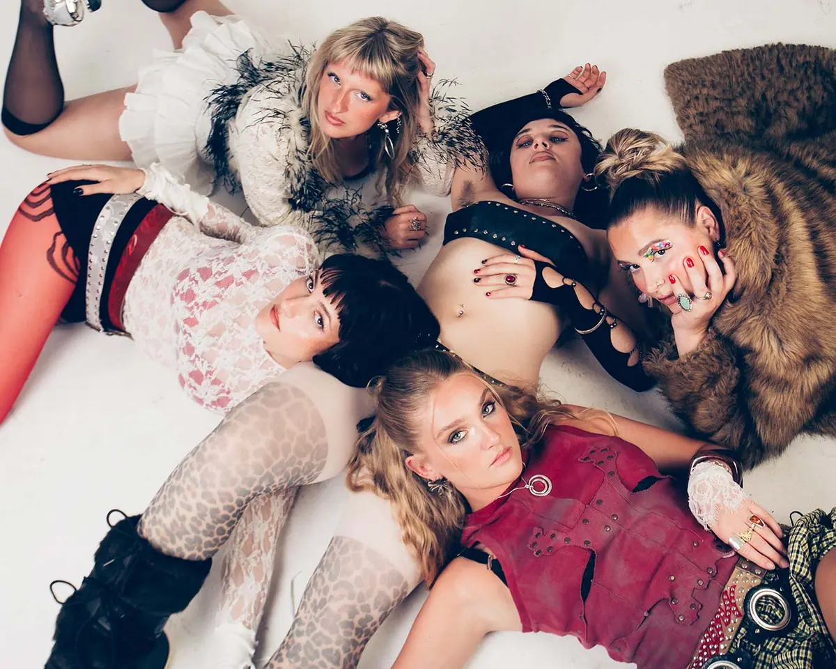Girl Group — Cinetol, Amsterdam
