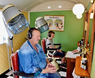 De Kopsalon voor Hoofdzaken: EN OPSTAAN — Cultura Nova, Heerlen