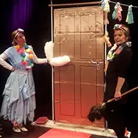 Theateraufführung: Spotlight On! Bücher auf der Bühne