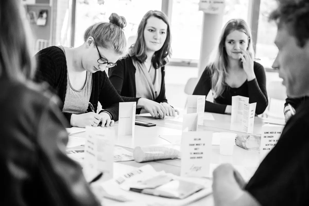 Loesje-Workshop: Spielen mit Sprache, Ideen und Meinungsfreiheit — De Talter in Oldebroek, Oldebroek