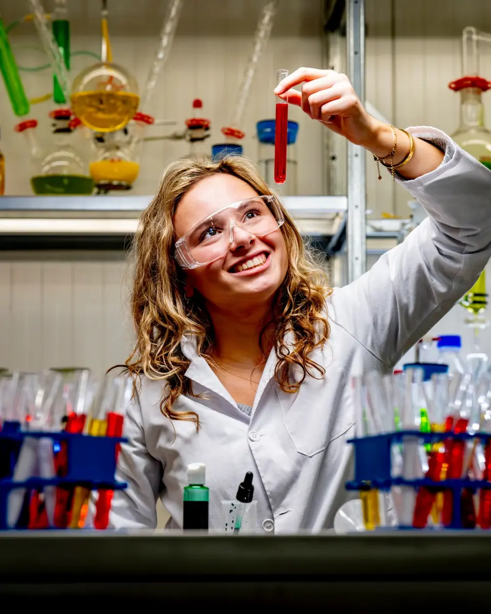 Kinderworkshop 'Chemie im Hafen' — Portlantis, Maasvlakte Rotterdam