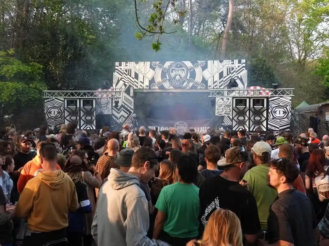 Fuck The Silence Outdoor β Astrant, Ede