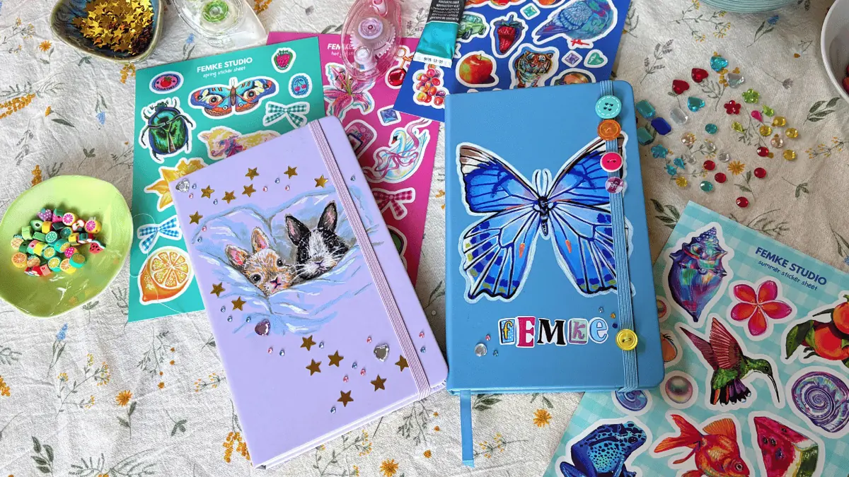 Schetsboek versieren met Lieve Merlijn en Femke Studio — Bibliotheek Centrum, Deventer