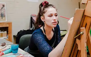 Expat Café: Sip & Paint