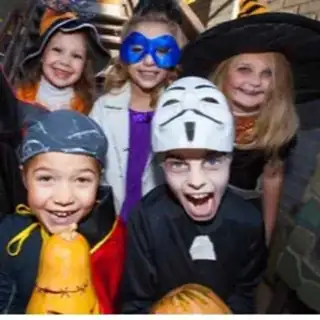 Halloween-Kindernachmittag