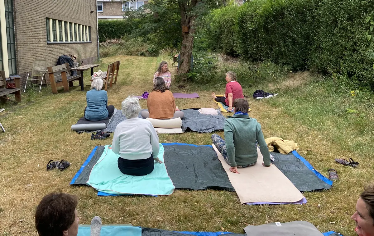 Yoga (im Freien) — Arnheim