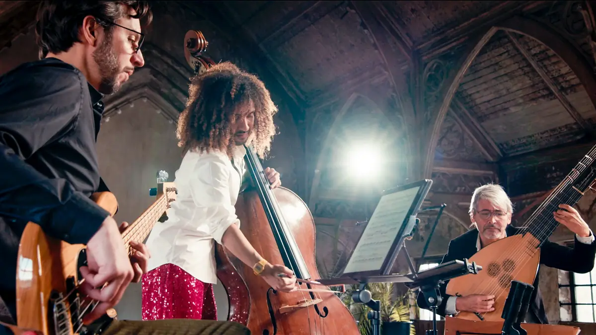 James Oesi Trio live in Harlingen — Midlumerlaan 24, Harlingen